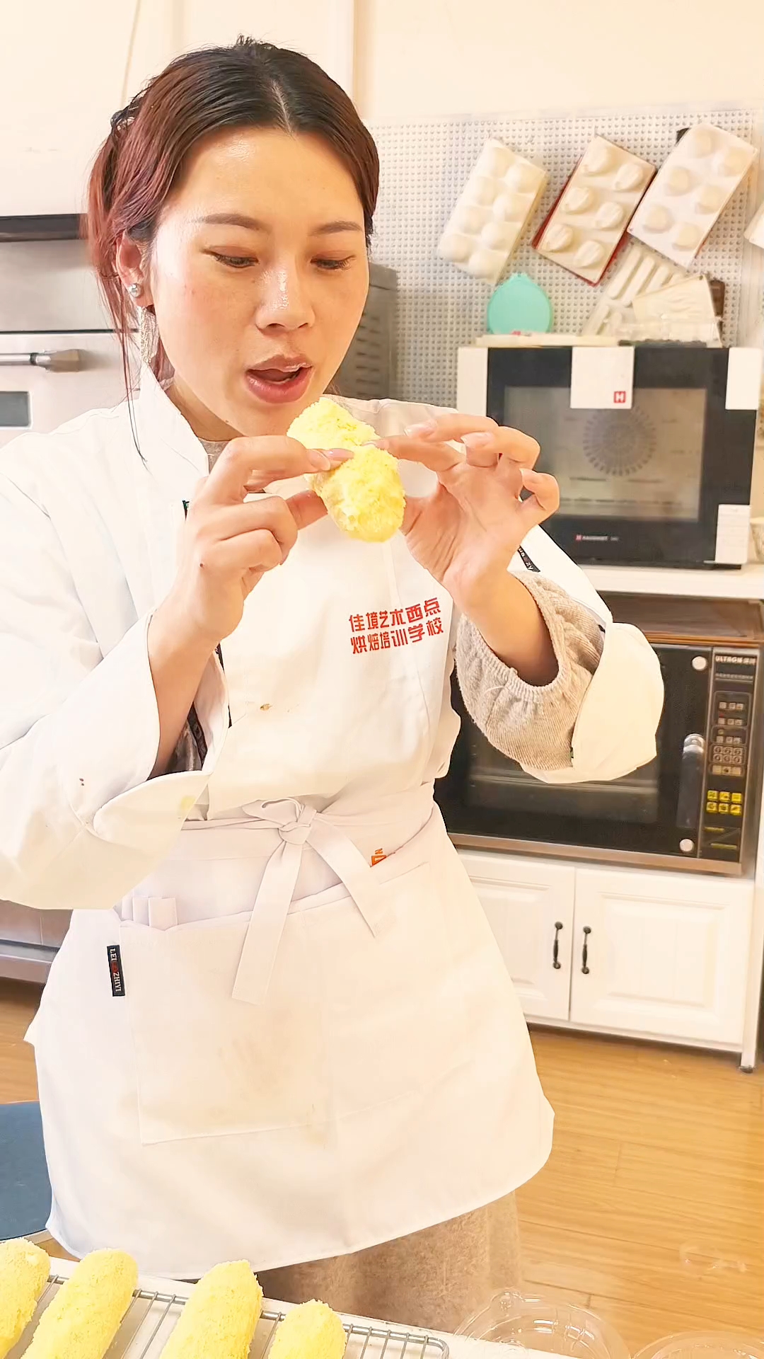 #烘焙新手必看# #治愈系美食# #手作面包挑战#