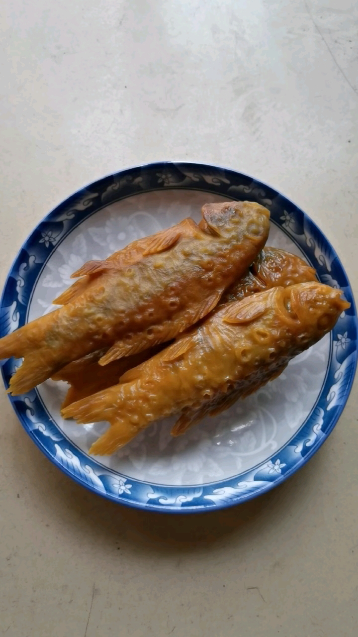 陆留远大师手工玉石雕刻,炸酥鱼