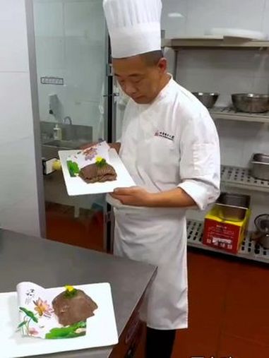 快捷的摆盘方法,简单方便。摆盘技巧 盘饰 厨师
