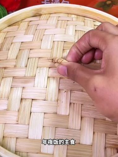 年夜饭做上这道柿柿如意卡通果蔬包,寓意新的一年蒸蒸日上、事事如意。餐桌上一定要有这个柿柿如