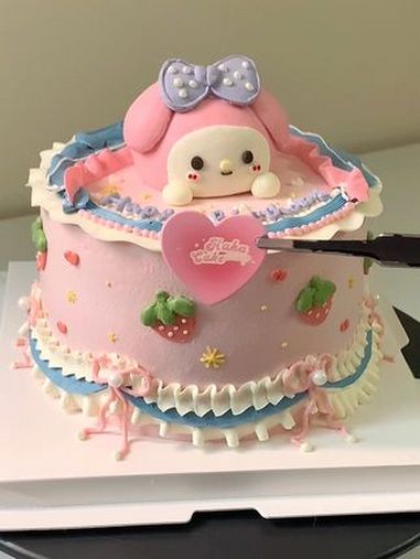 这么可爱的美乐蒂谁舍得吃呀 南宁蛋糕定制 沉浸式做蛋糕 美乐蒂 南宁生日蛋糕定制 生日蛋糕