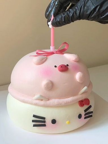 给kitty 戴上奶呼呼的小猪帽噜~ 生日蛋糕 南宁生日蛋糕 沉浸式做蛋糕 kitty猫 