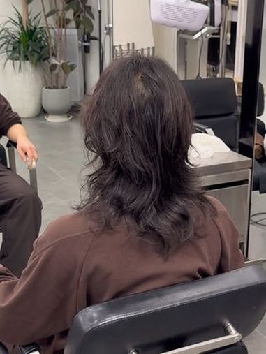 适合发量少的细软的男生狼尾鲻鱼头卷发 方圆脸女生适合的发型 免打理烫发自然吹干效果 显脸小