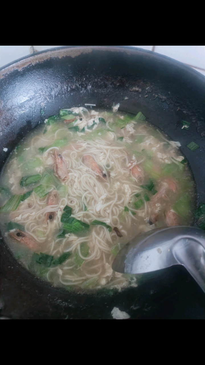 亲子美食之美味鲜虾面