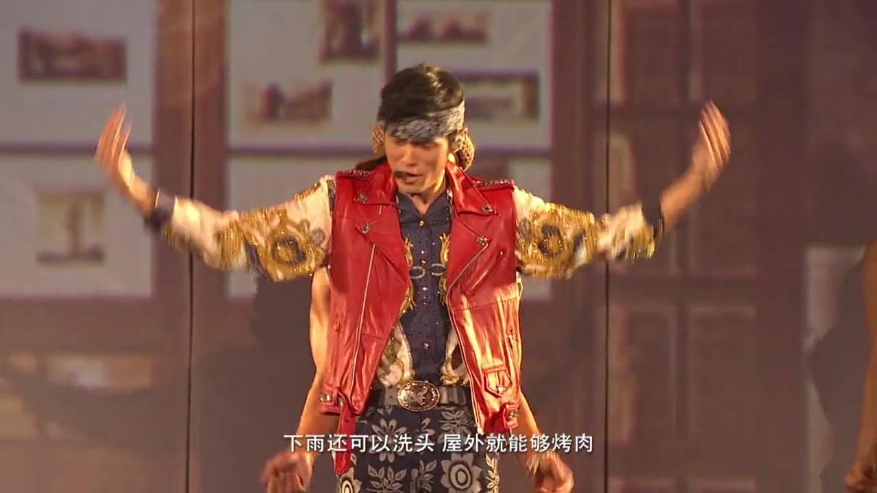 [图]周杰伦 Jay Chou「天台 Rooftop」2013魔天伦演唱会 LIVE