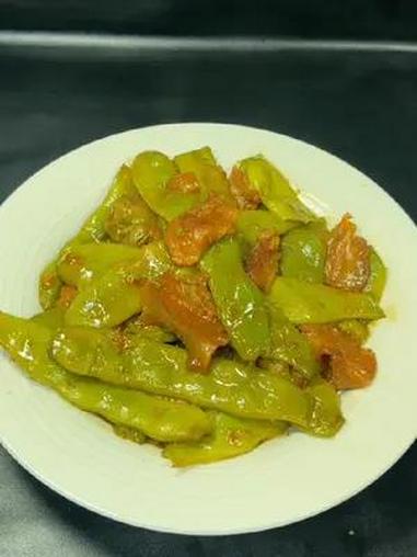 豆角新吃法 豆角新吃法!豆角新吃法 夏天一定要吃的家常素菜 豆角新吃法 豆角炖肉 冒泡豆角