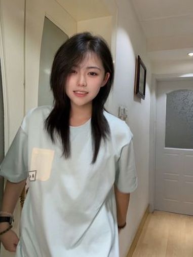 无墨镜版 狼尾鲻鱼头 女高中生 把妹王 加绒摇