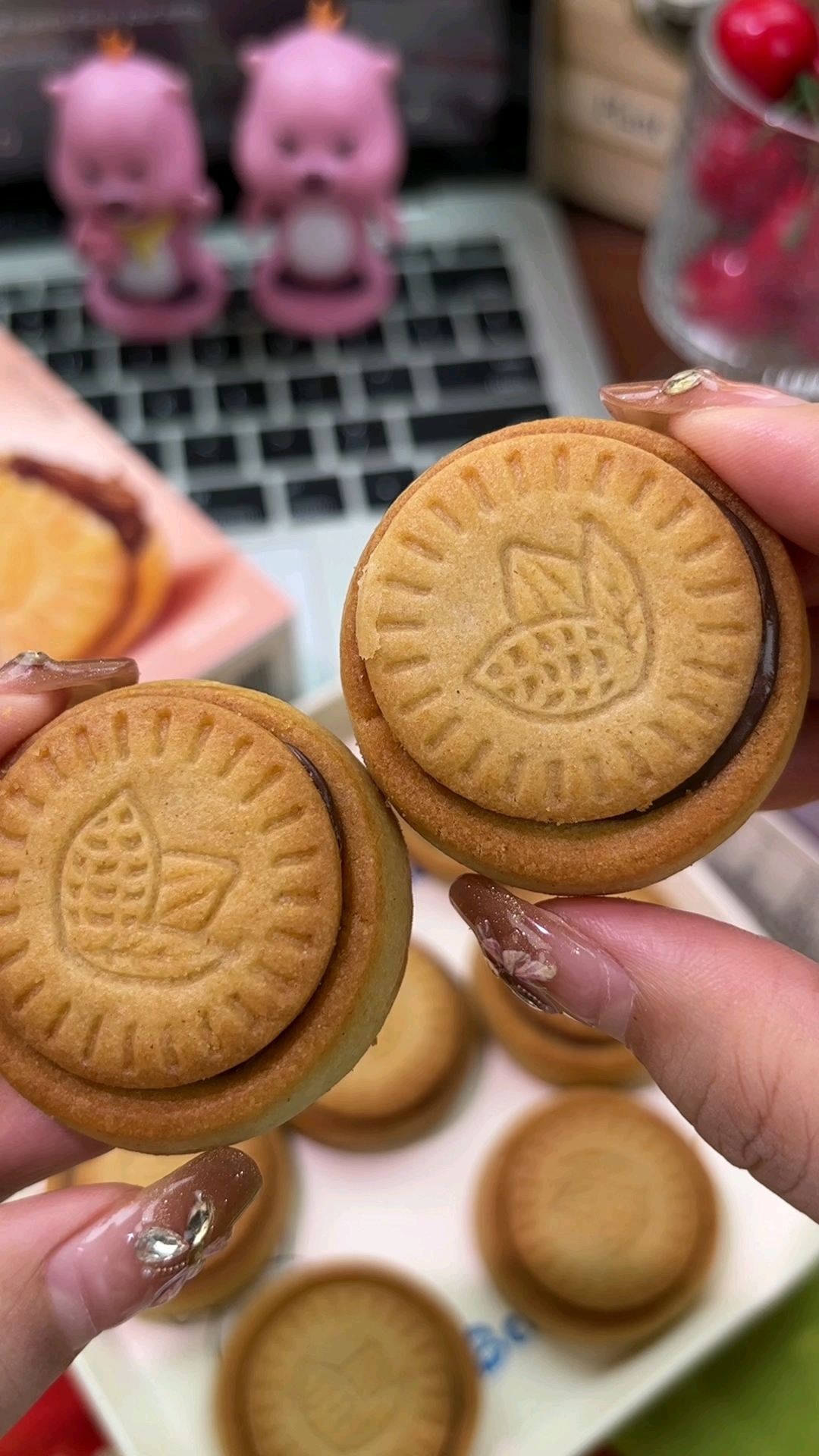 我家孩子超爱吃的榛子巧克力饼干