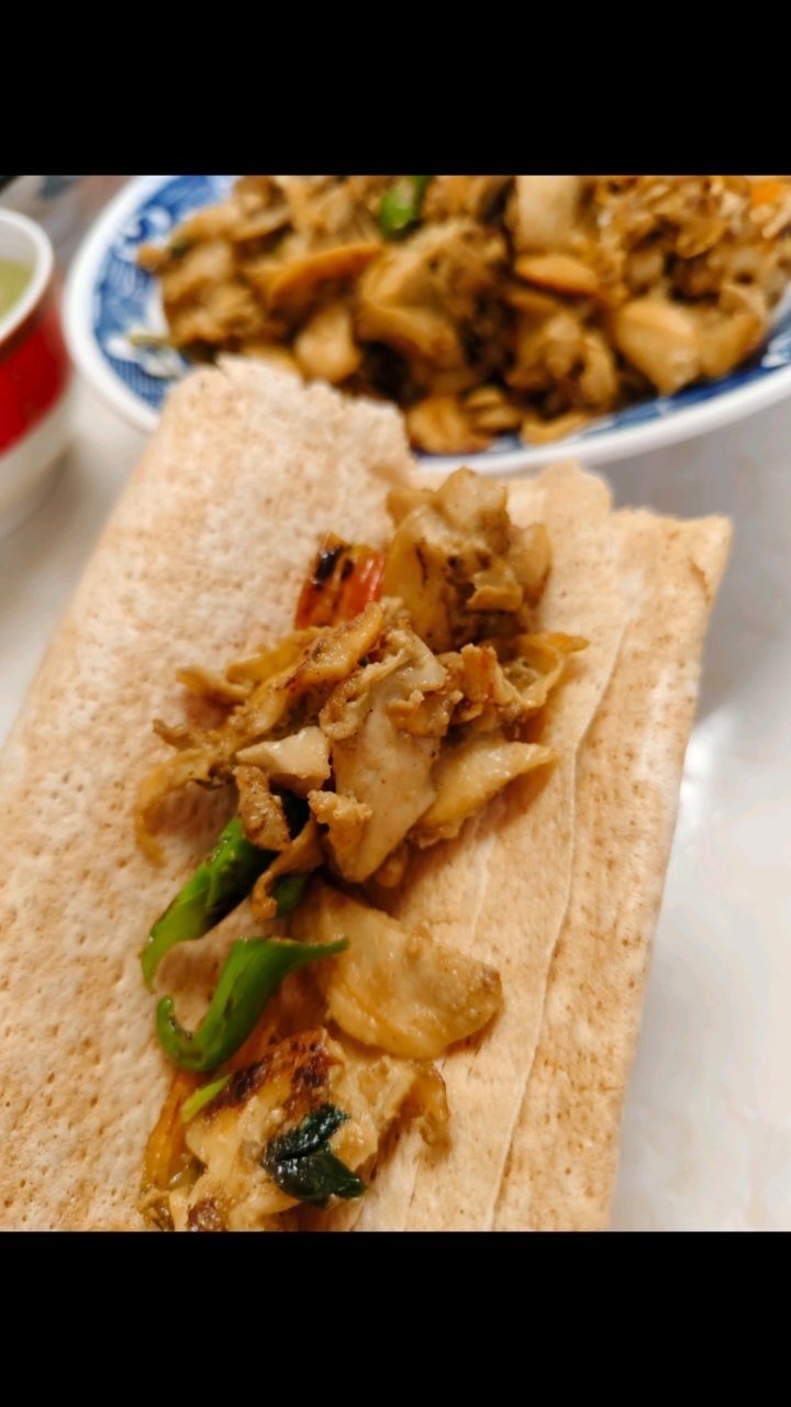 爆炒河蚌肉,做法简单,味道鲜美,卷煎饼绝门了。