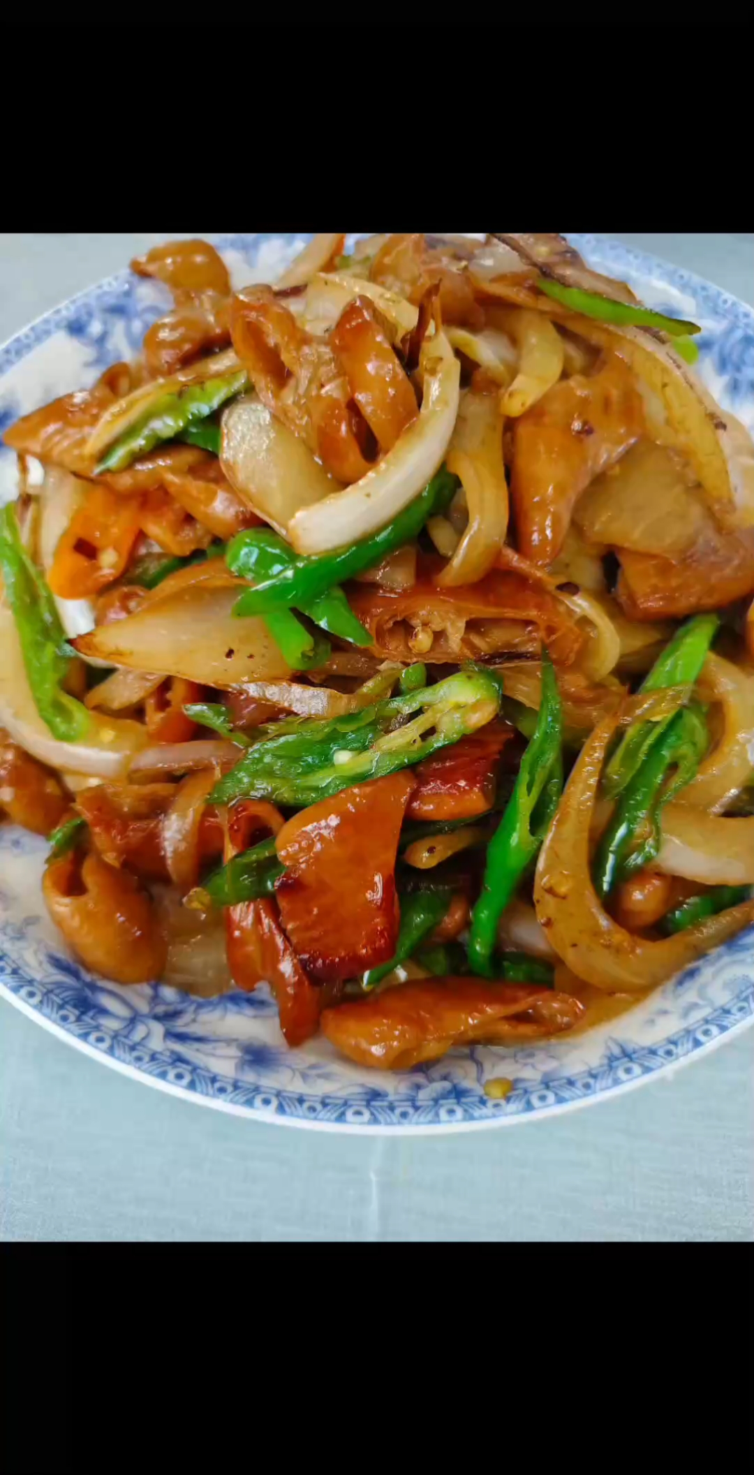 猪大肠的做法,肥肠这样做,肥而不腻,香辣入味,超级下饭。