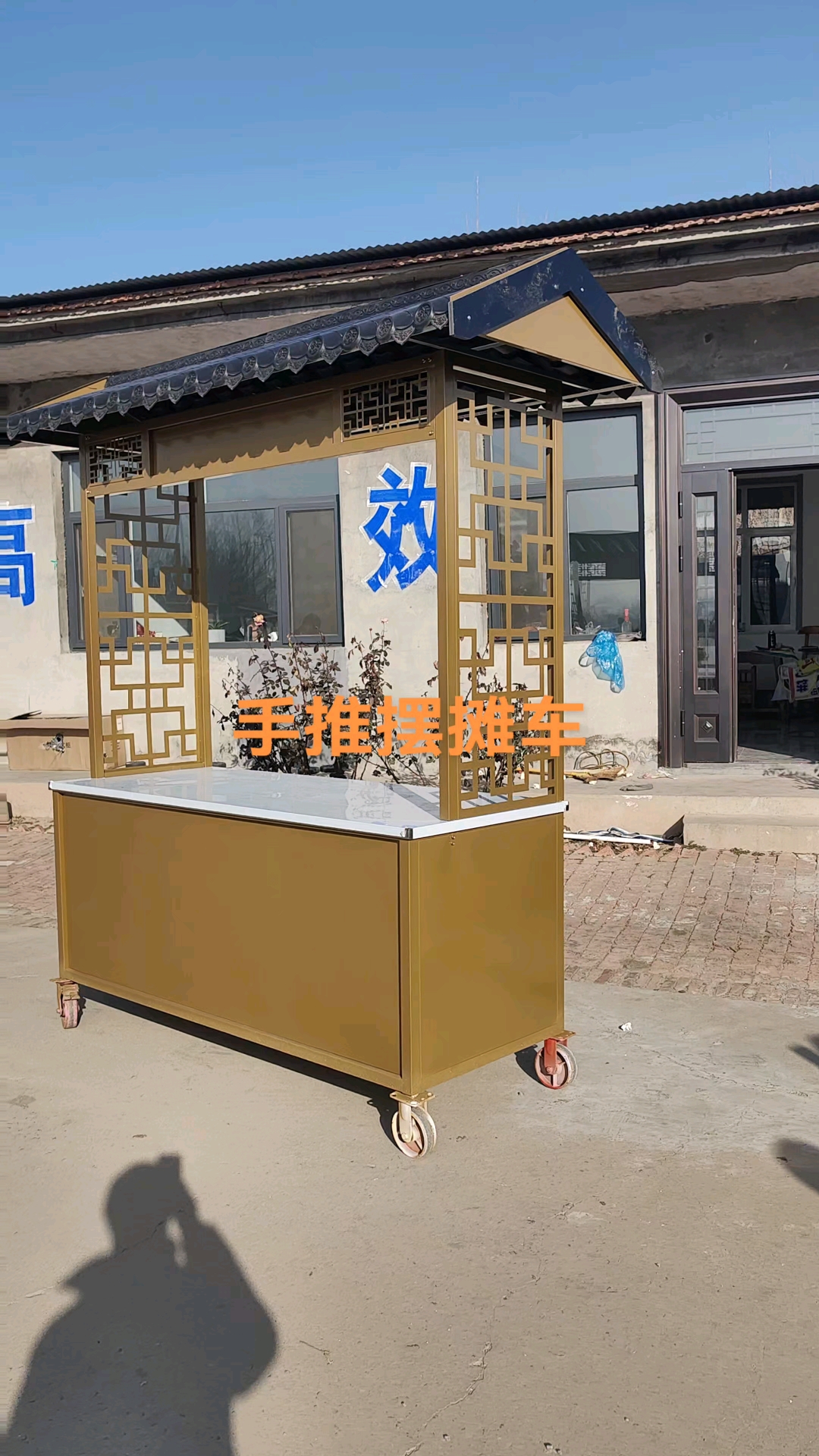 仿古手推摆摊车,手推鸥翼门摆摊车,电动美食摆摊车
