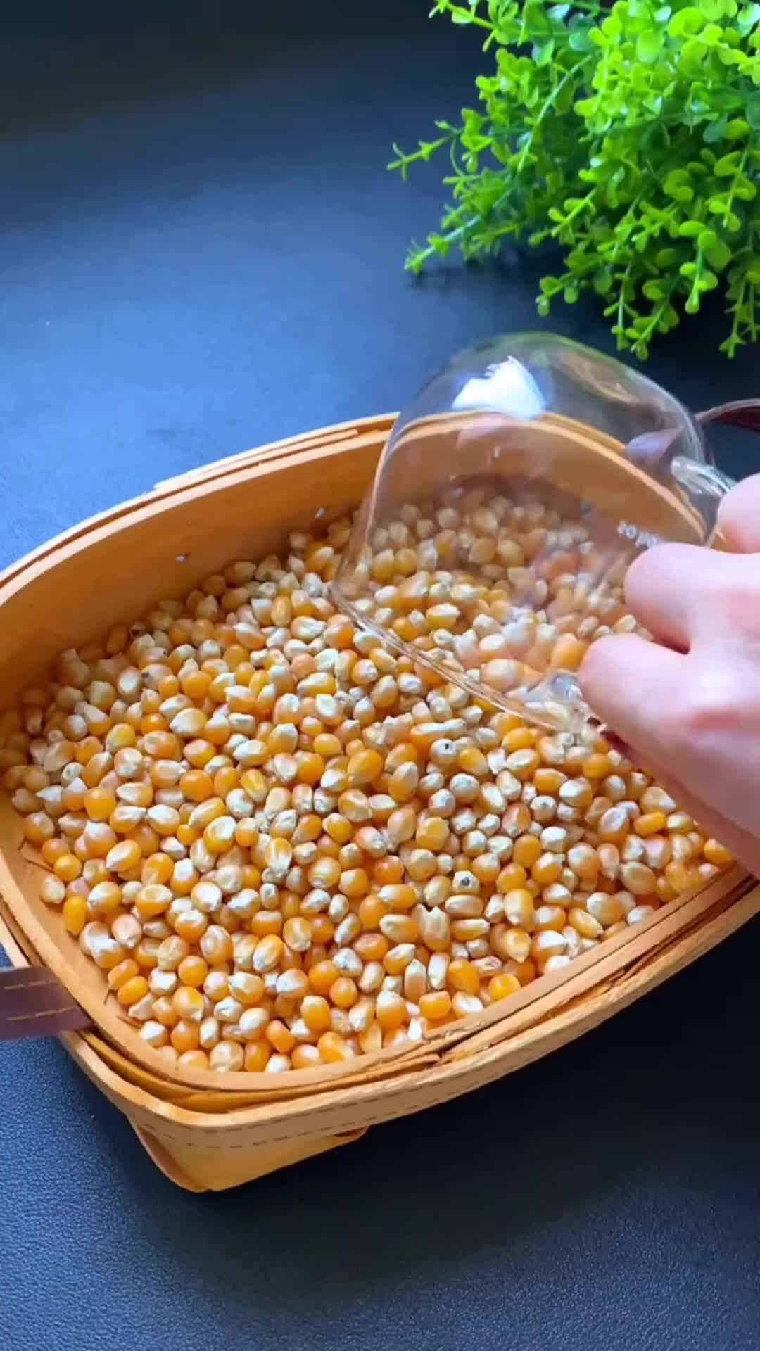 用锅还能做爆米花