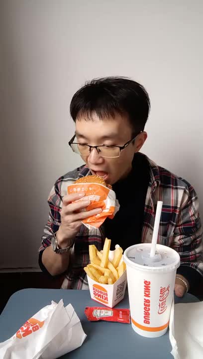 汉堡王炫辣鸡腿堡测评