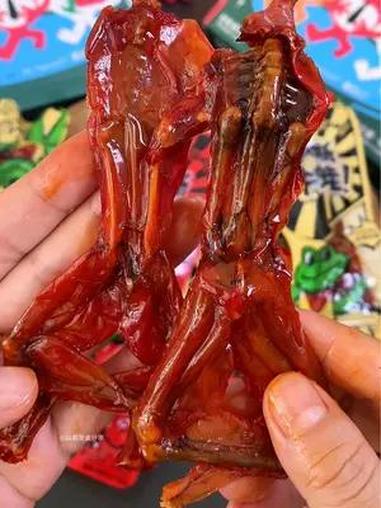 香辣入味有嚼劲的手撕风干牛蛙,好吃到根本停不下来!牛蛙 开袋即食 好吃到停不下来 无辣不欢