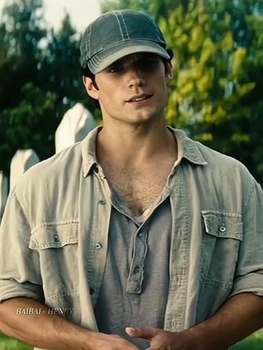 亨利·卡维尔以为他是我 亨利卡维尔 超人 超模 纯欲天花板 这谁顶得住啊