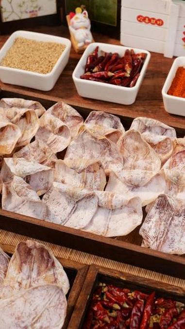 紧实耐嚼，满嘴都是大海味！三千海 闭眼冲的双11宝藏零食清单 烤鱿鱼干 那些很贵的网红零食