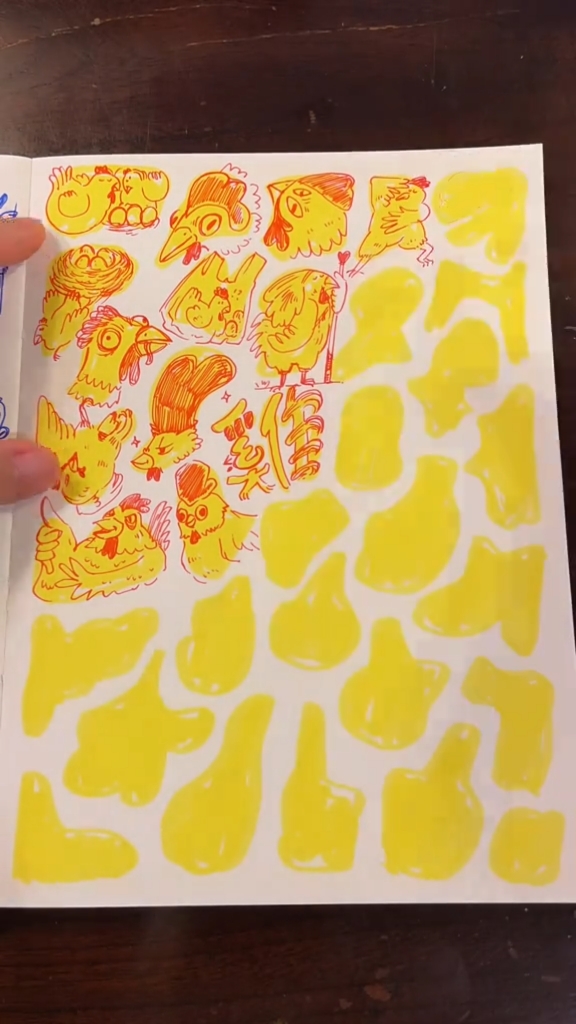 手绘不同形态的鸡