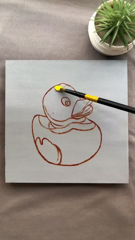 手绘壁纸的小黄鸭