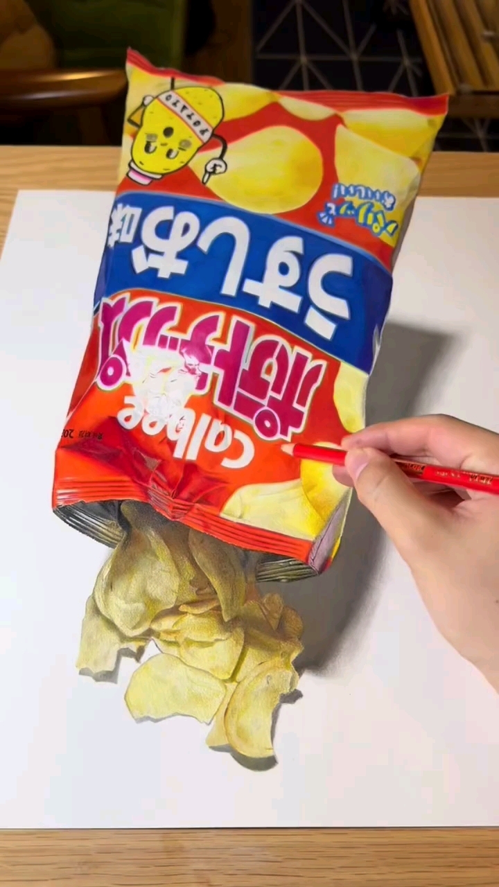 用彩铅画3D薯片