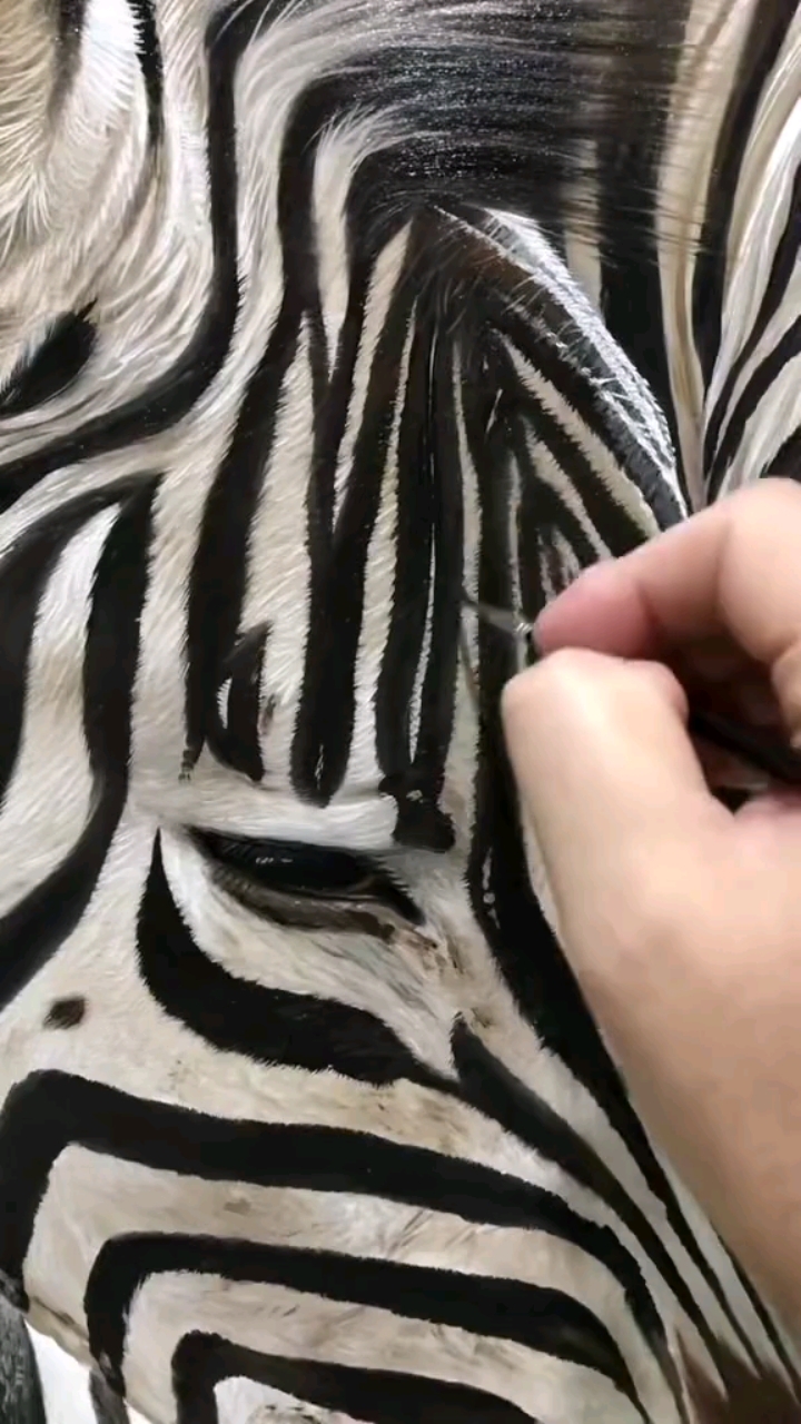 超写实的动物画