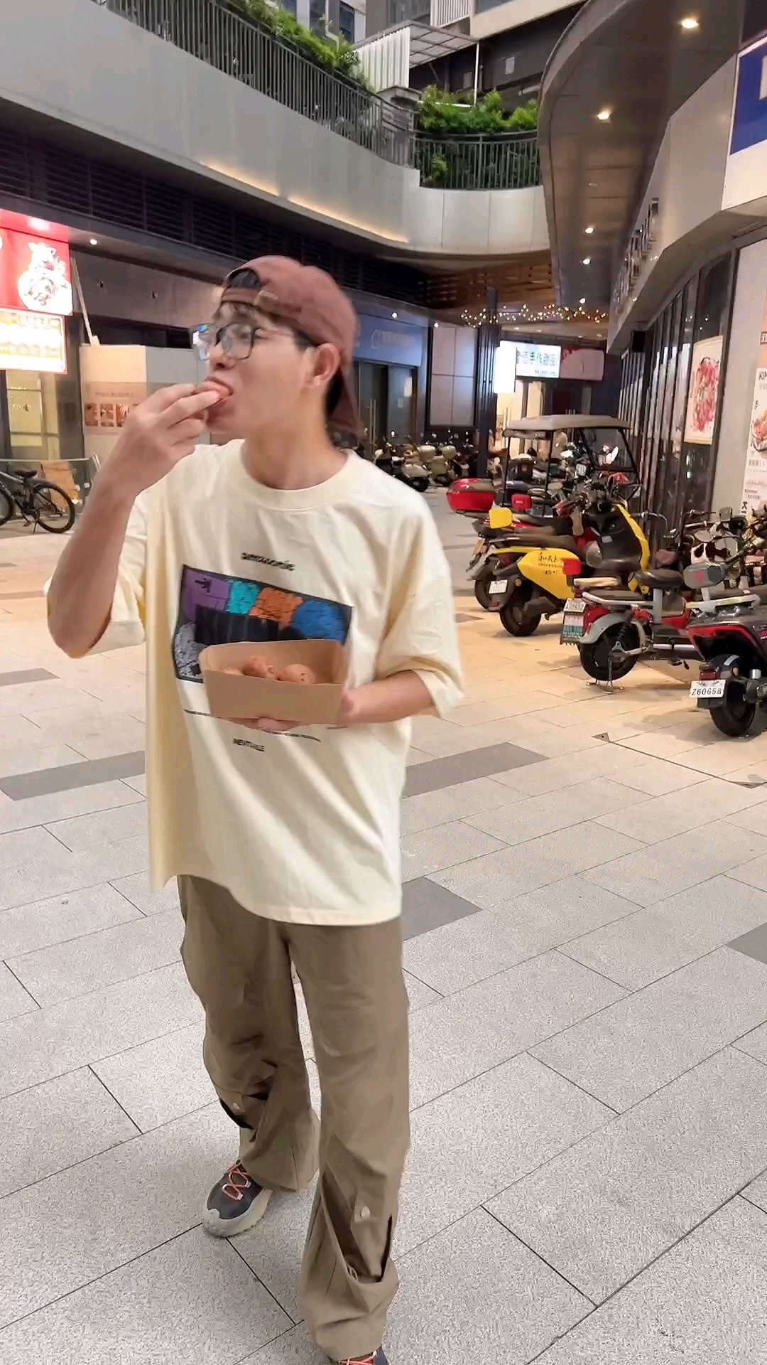 在顺德伦教挖掘到好可爱的笑脸鸡蛋仔关键好好吃.#顺德伦教#顺德美食 #甜品