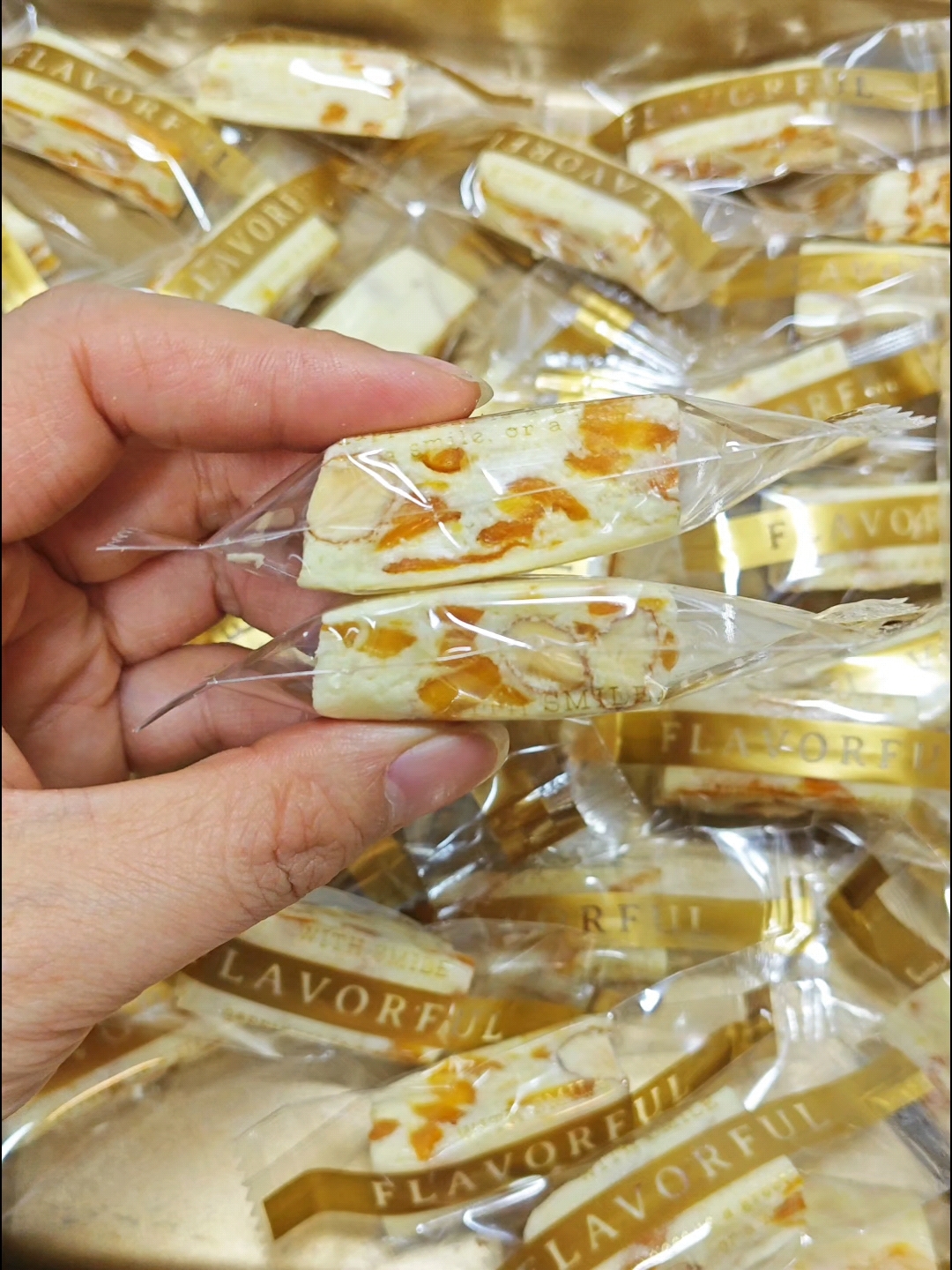 手工牛轧糖,椰香芒果牛轧糖