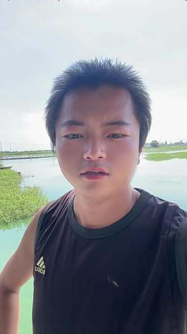 吃螃蟹一定要找对人 王一洲 微信 W670493 苏州 上海