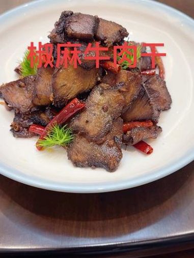 私厨家宴 根据顾客需求不同而设计出品,私厨就是因顾客,因菜品,因环境,而私人定制从而获得更