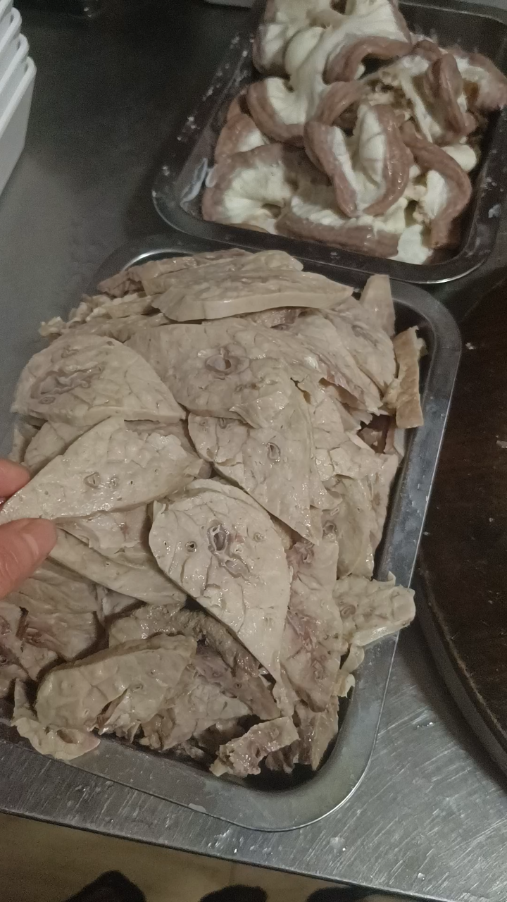 渝福记黄焖鸡米饭小红帽冒菜欢迎您的光临!