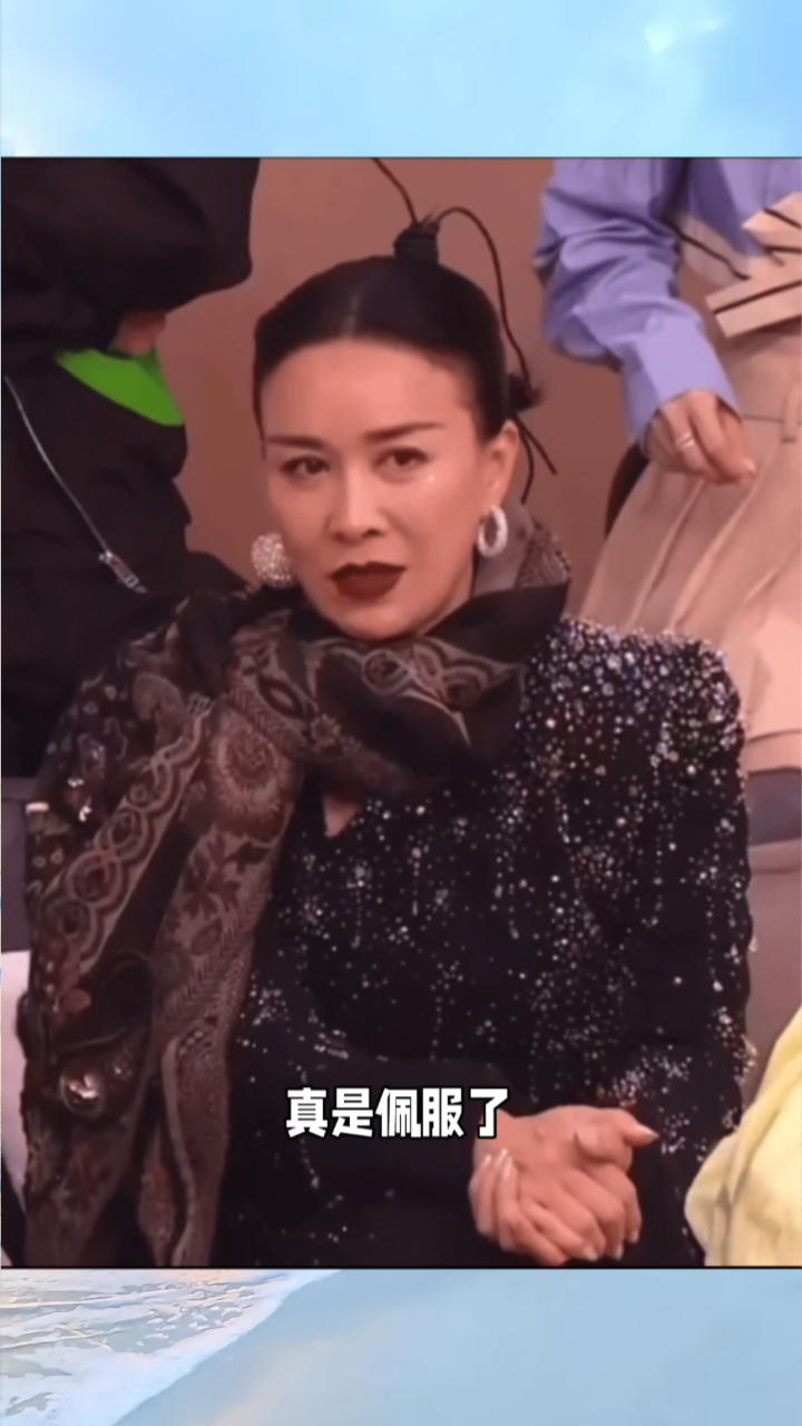 那英《歌手》热梗不断,网络小说《五旬老太守国门,我要洋人死》