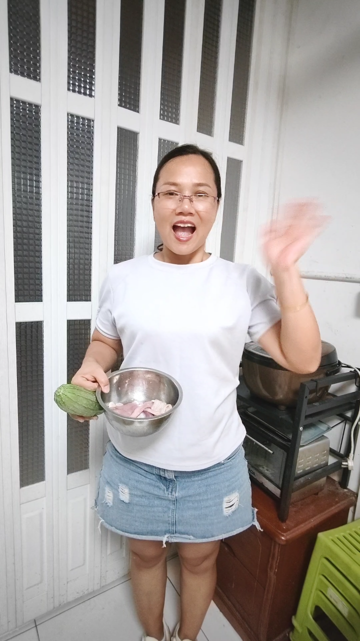 丝瓜炒鸭肾,爽脆美味