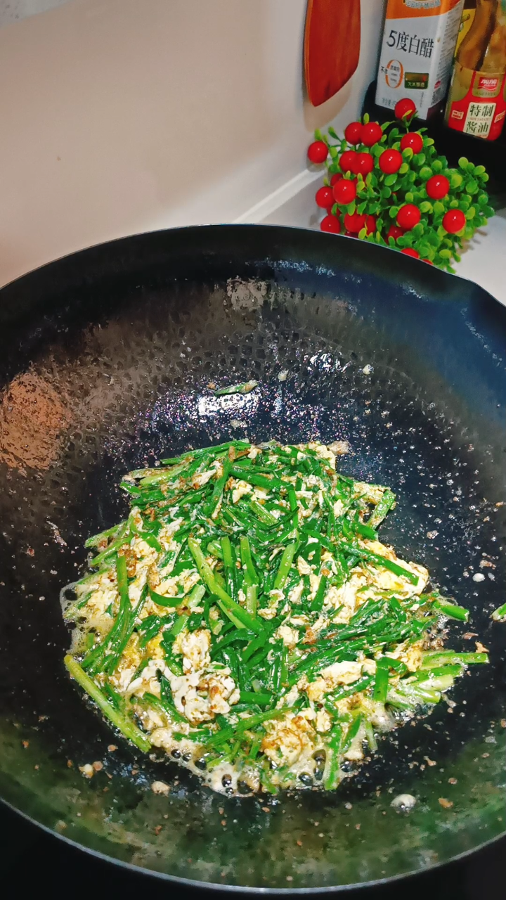 在家里也能实现铁板韭菜自由,大家可以试试哦~