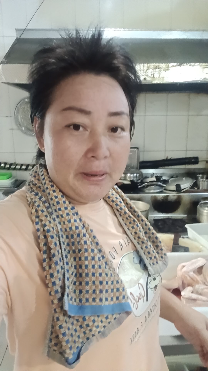 活鸡现杀,一鸡四菜盛宴