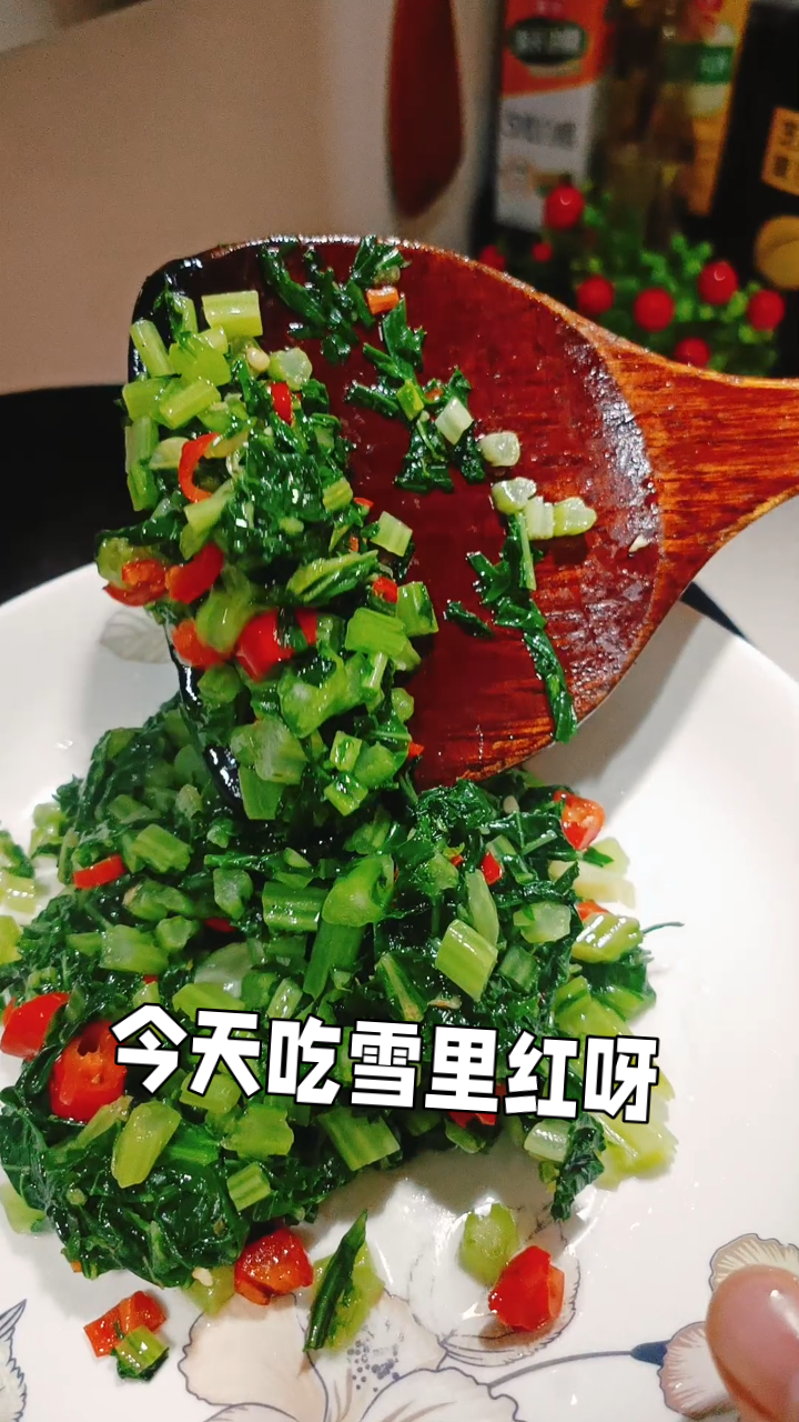 雪里红上市啦,烫一下,随便炒一下都好吃