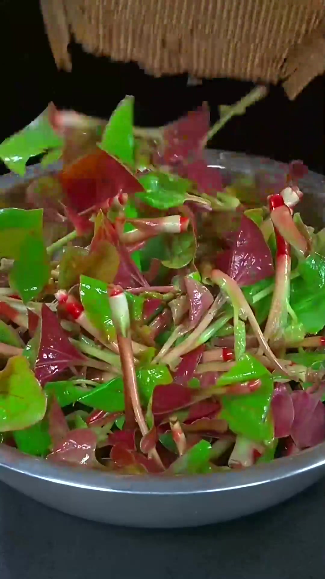 过年不要总是大鱼大肉，试试这道凉拌折耳根