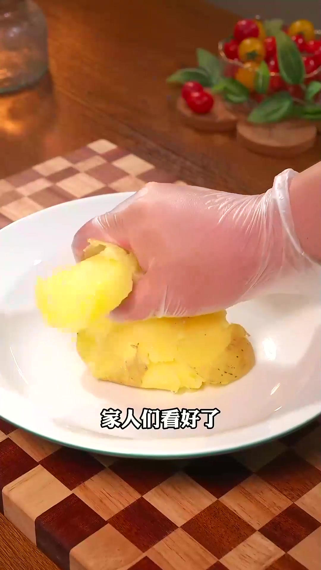 这个土豆泥沙拉，简单方便又好吃，管理期的姐妹们快安排起来～