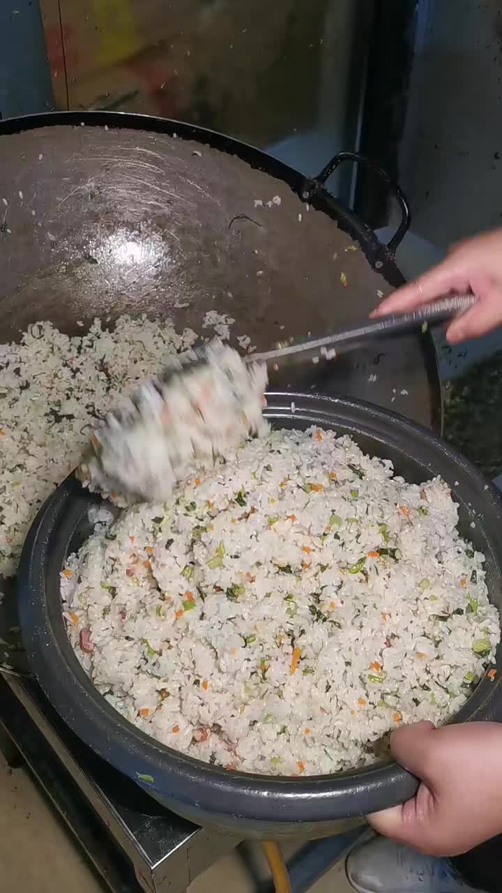 黄山菜饭骨头汤,出餐快 口味好