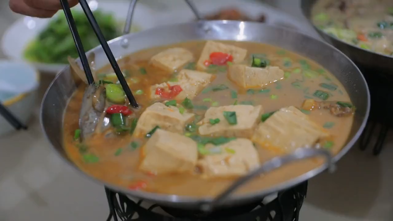 这个鲳鳊鱼臭豆腐成为了超越了臭桂鱼的存在 #领潮新势力# 