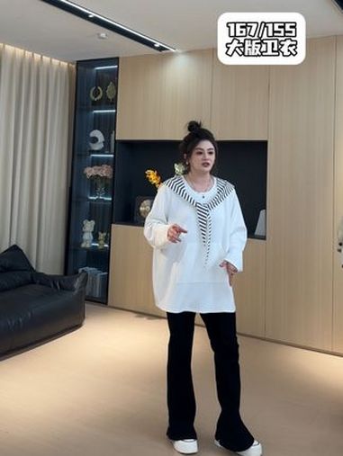 显瘦二十斤的大版卫衣 大码女装 这么穿显瘦20斤 大码胖mm搭配 春款上新 开春搭配