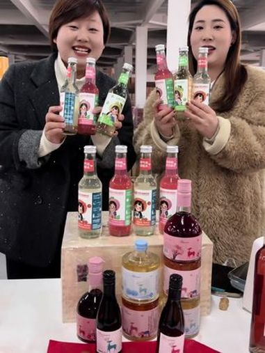 非常好喝的怡萱气泡鸡尾酒,女神节清仓活动35元一箱,拍3箱再减5元,到手100元3箱,带上