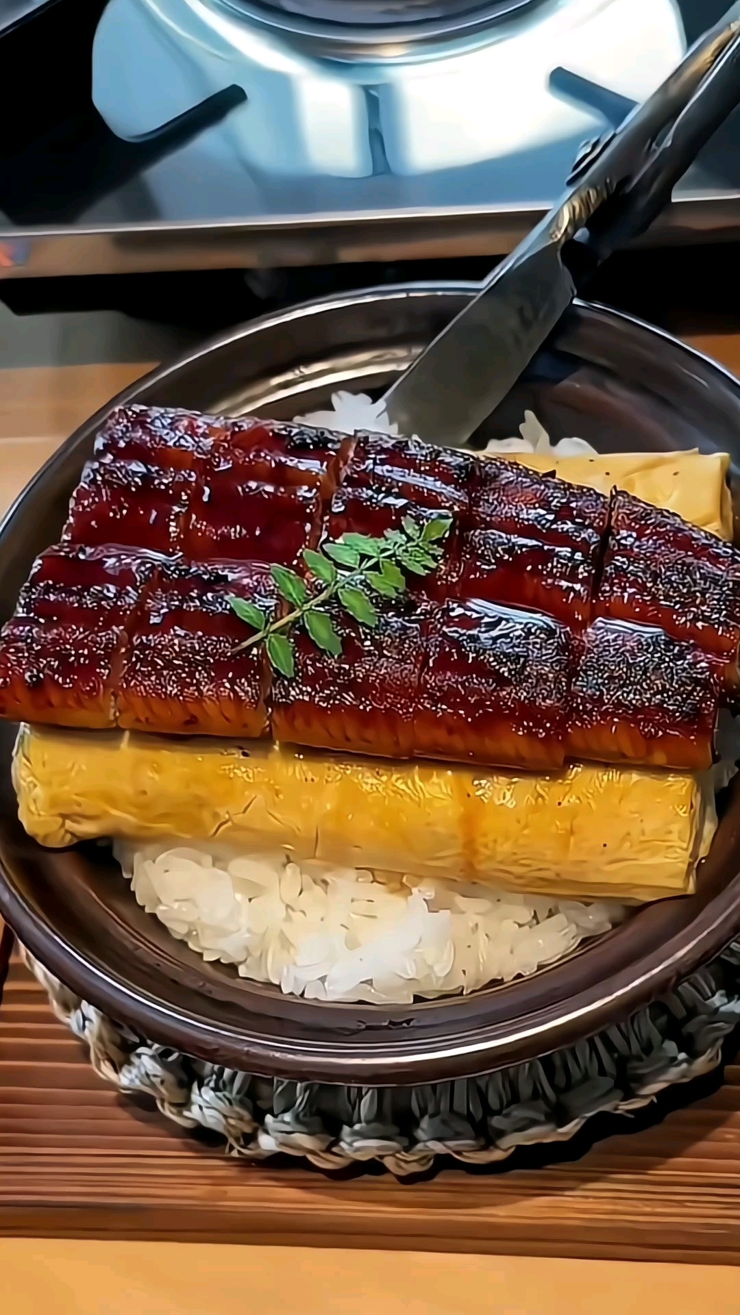 好久没吃鳗鱼饭了,还是那么的好吃!