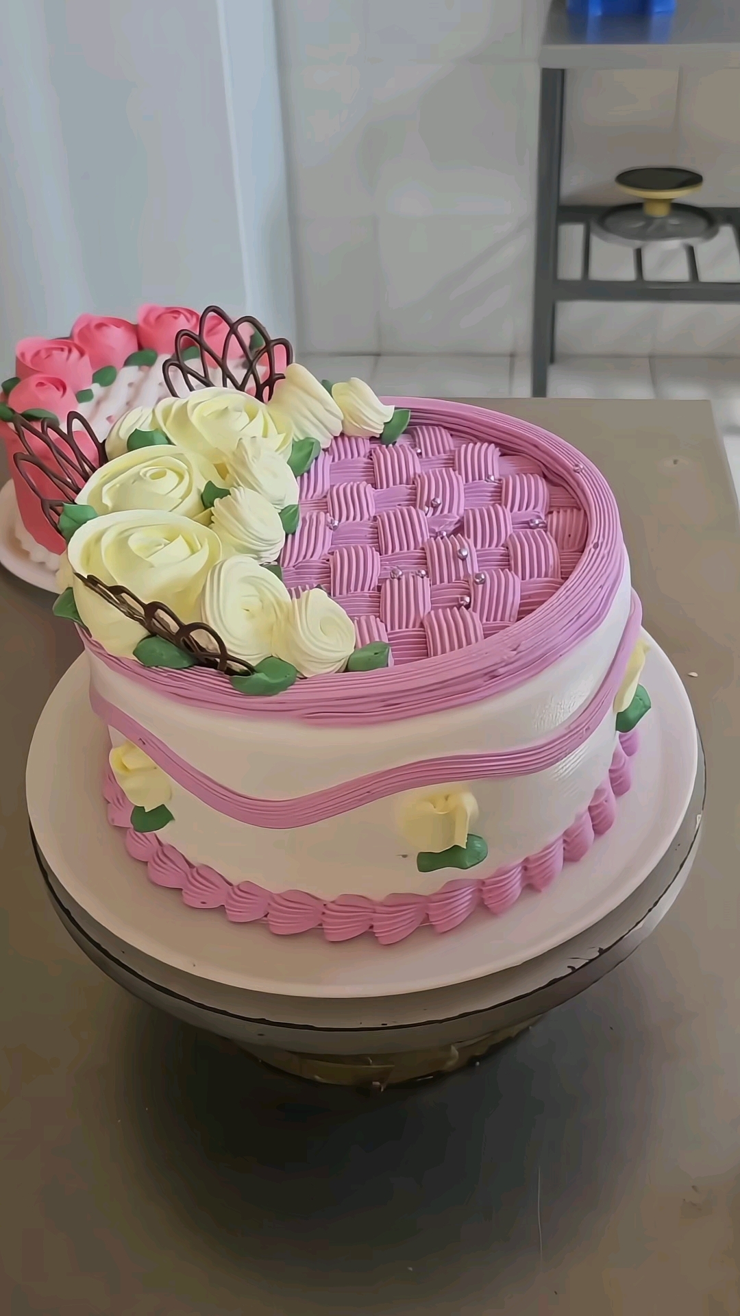 又学会了一种生日蛋糕的做法，真不错！