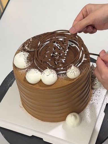 生日蛋糕裱花教程 抖音网红蛋糕 蛋糕装饰 烘焙 蛋糕做法