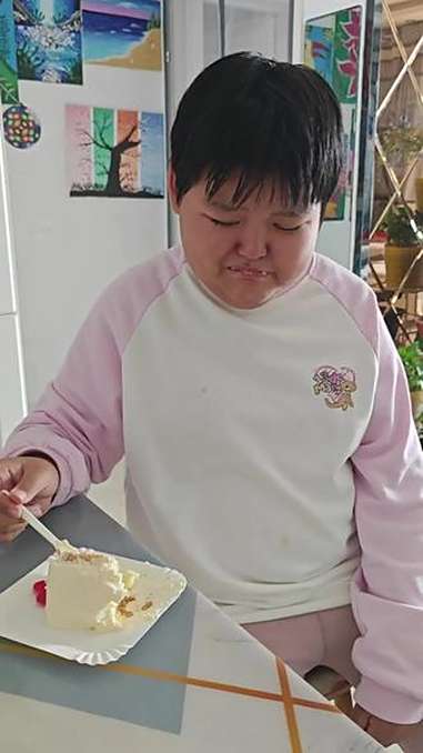 妈妈走后给你过的第七个生日啦。我们家没有过生日的习惯,所以并没有觉得生日是个什么重要日子。