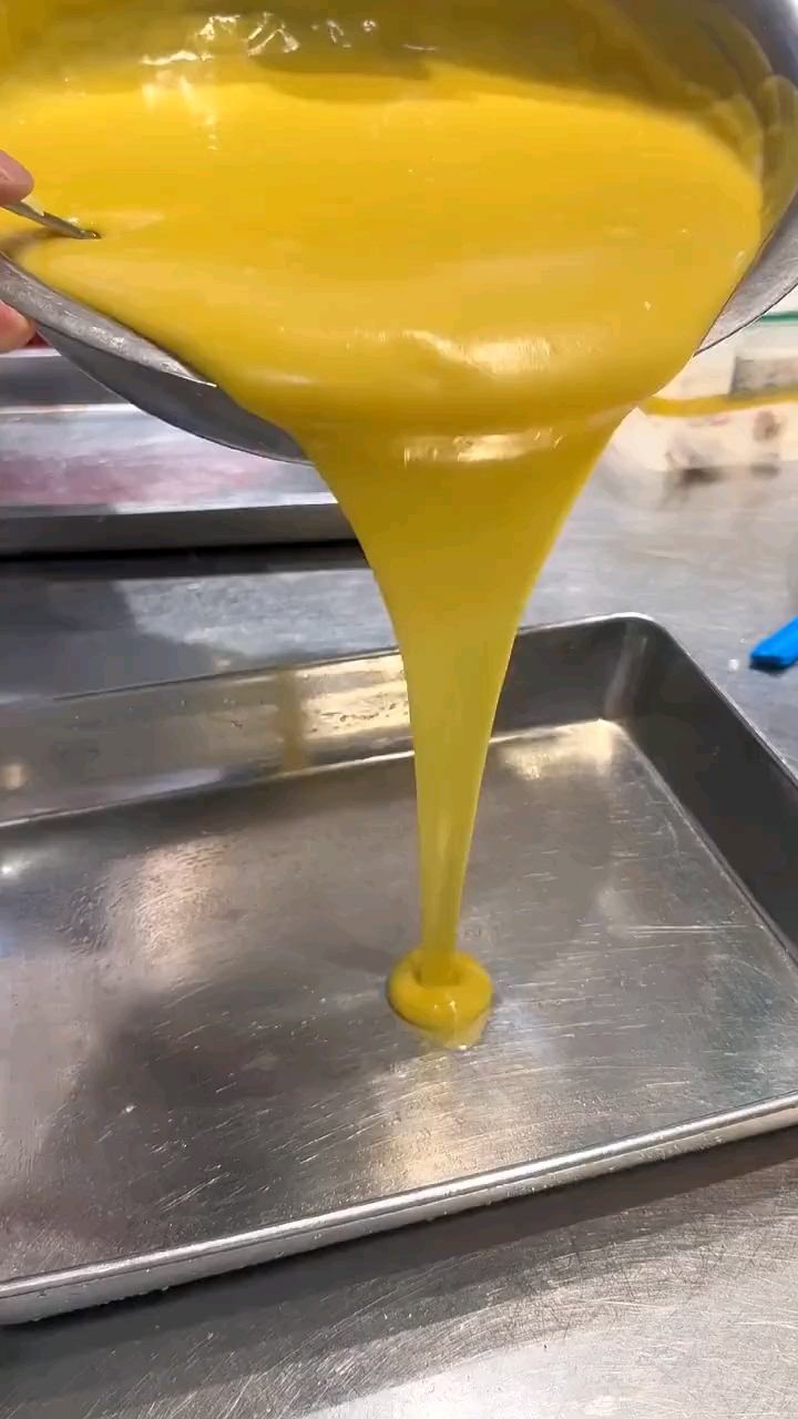 豌豆黄这样做好吃好看,分享完整版教程,它香甜可口带沙