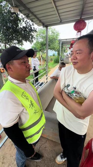 学员问手师傅当年学挖机有多少工资？