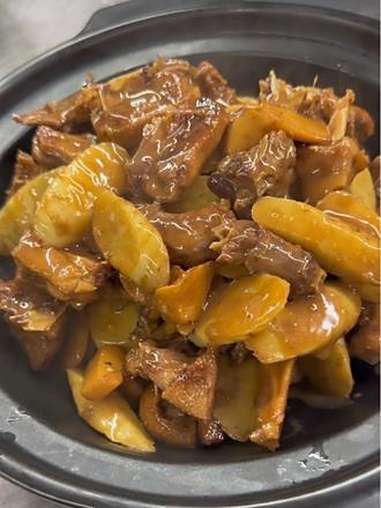 竹芋焖青头鸭!青头鸭肉质紧实细腻,而且没有普通鸭子那种腥膻味 美食 美食制作分享 美食教程