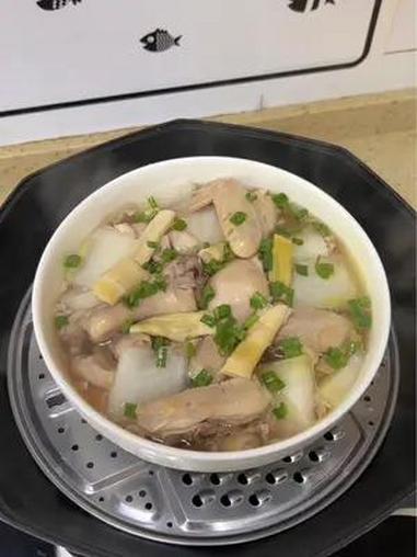 天热配点冬瓜扁尖,烧个 清蒸童子鸡 大人小孩都爱吃 家常菜