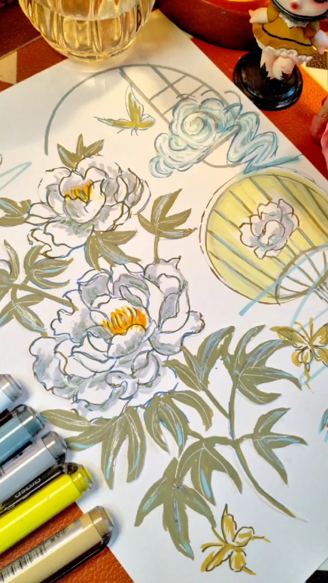 今日治愈系手绘具有国风元素的牡丹、团扇、祥云