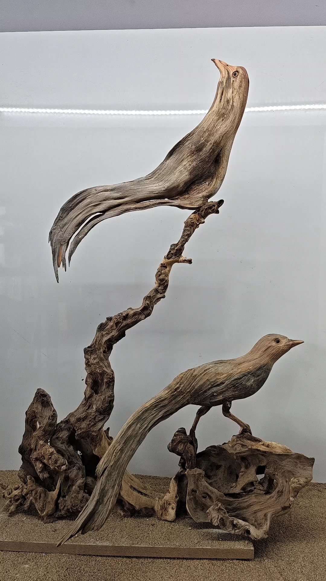 树上的鸟儿成双对,我的根雕艺术作品请欣赏